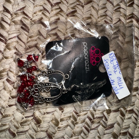 Paparazzi Earrings - Picture 2 of 2